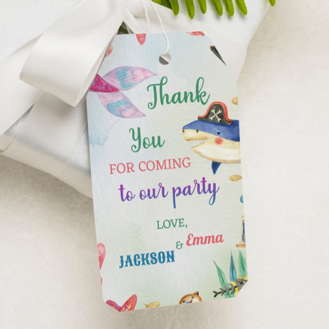 Under Märkrn för Tack av Födelsedagsfesten till ha Presentetikett (Skapare uppladdad)