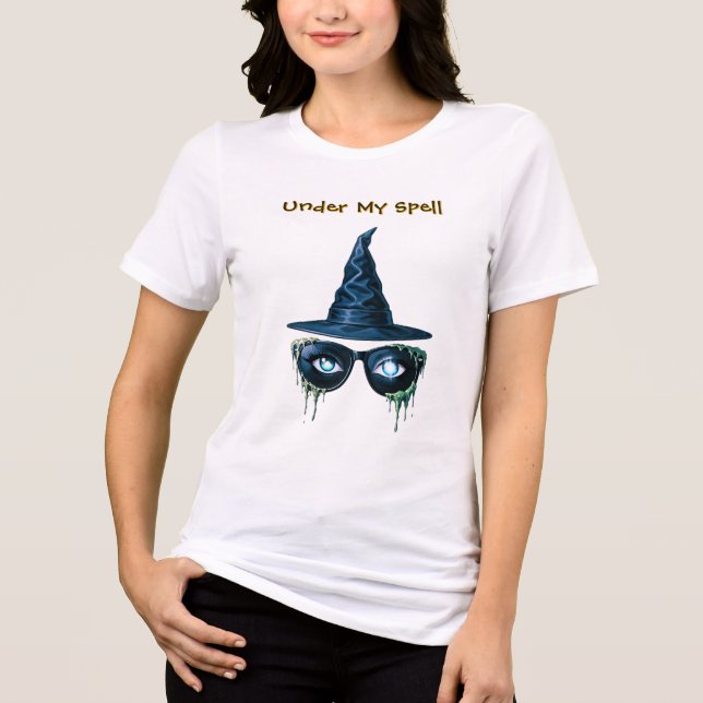 Under Min Förtrollning - - Blåögd Häxa T Shirt (Framsida)