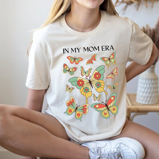 Under min mamma-era t shirt (Skapare uppladdad)