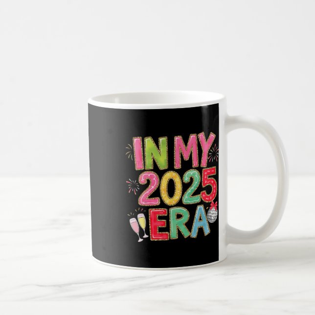 Under mitt nya år, 2025 års Era Disco Boll, vänner Kaffemugg (Höger)