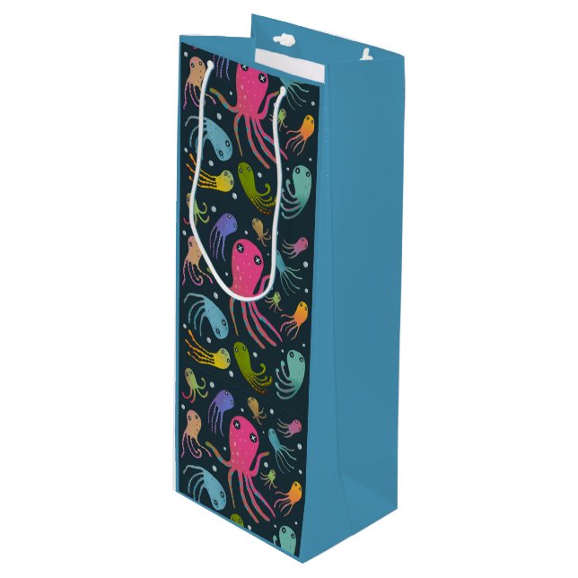 Under Mörken  av havslevande Tecknad (Framsidan Vinklad)