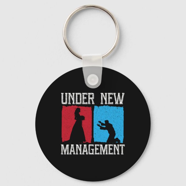 Under New Management Brudgum Bröllop Sängkammarefe Nyckelring (Framsida)
