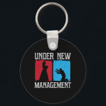 Under New Management Groom Bröllop Bachelor Party Nyckelring<br><div class="desc">Under New Management Groom Bröllop Bachelor Party 1</div>