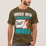 Under New Management Ny gifta Bachelor Party 1 T Shirt<br><div class="desc">Under New Management Ny gifta Bachelor Party 1.Kolla in vårt Bachelor Party-val för att få bästa möjliga skjorta i unika eller anpassningsbar,  handgjord biet från våra klädaffärer.</div>