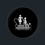 Under Ny hantering har favoritgrupp F Knapp<br><div class="desc">Under New Management Bachelor Party Favors Groom Fiancé Manar</div>