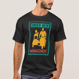 Under Ny Ledning Sjungmöfest Bröllop Äktenskap T Shirt