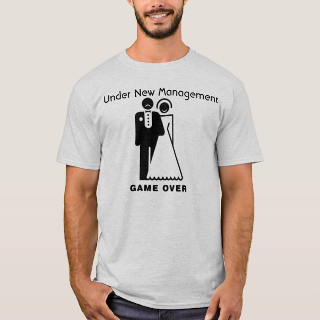 Under Nytt hanteringsspel över T-Shirt (Framsida)