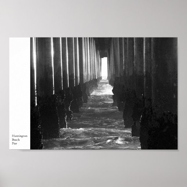 Under Pier Poster (Framsidan)