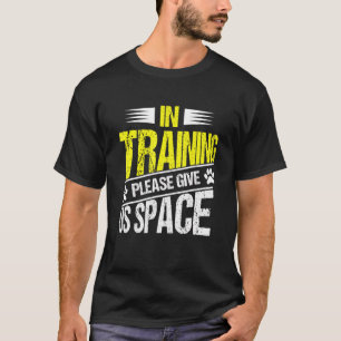 Under träning, Ge US Space Hund Trainer T Shirt