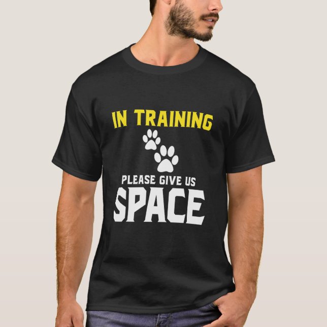Under Träning, tack, Ge US Space T Shirt (Framsida)