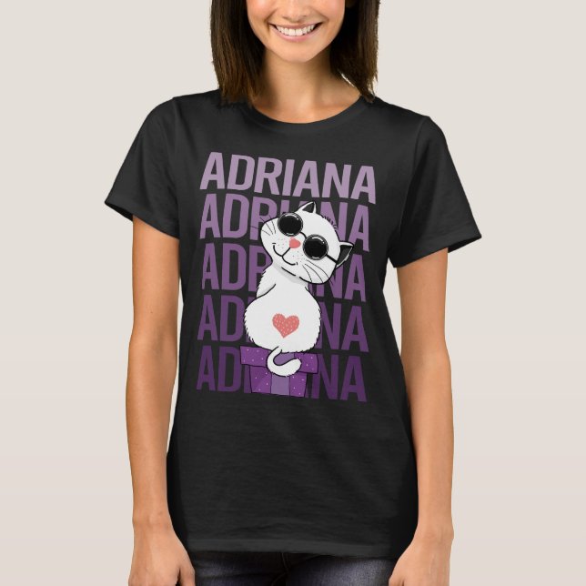 Underbar katt - Adriana Namn T Shirt (Framsida)