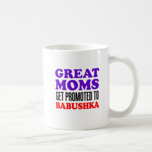 Underbar mammor som främjas till den Babushka Kaffemugg
