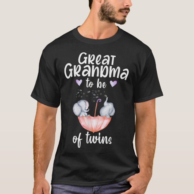 Underbar mormor som ska vara av Twillingar babysko T Shirt (Framsida)