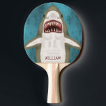 Underbar Personlig för vit hajattack Ocean Funny Pingisracket<br><div class="desc">Folk kommer att fly i rädsla när de ser denna anpassningsbar Underbara vithaj-design. Den har en handdragen haj med gott om tjusiga tänder som simmar längs en blå/havshav-grönt med bubblor och silhuetterna av fisk som försöker fly. Lägg till ditt namn eller en kort-fras. TIP: Du kan också "anpassa/anpassa" om du...</div>