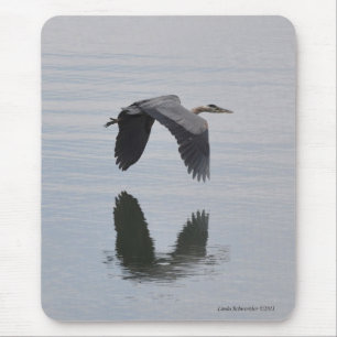 Underbar reflektion av blå Heron Musmatta