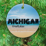 Underbar Sjöar Beach Michigan-jul Julgransprydnad Keramik<br><div class="desc">Michigan jul Ceramic Ornament - Denna unika julprydnad är underbar för alla från den underbara staten Michigan. - Våra vackra julprydnader är en underbar gåva. Gången du ser dem, du kanske vill behålla en åt dig själv! - Personlig Family Ornament* - Nyligen använt Ornament* - Nytt Home Gift* - Hemlängtant...</div>