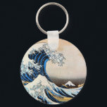 Underbar Wave, Hokusai, Ukiyo-e Nyckelring<br><div class="desc">Katsushika Hokusai (oktober eller november 1760 - 10 maj, 1849) var en japansk konstnär, ukiyo-e-målare och tryckare av Edo-perioden. På sin tid var han Japans ledande expert på kinesisk målning. Hokusai, född i Edo (numera Tokyo), är bäst känd som författare till träblockets tryckserie 36 vyer av berget Fuji ( Fugaku...</div>