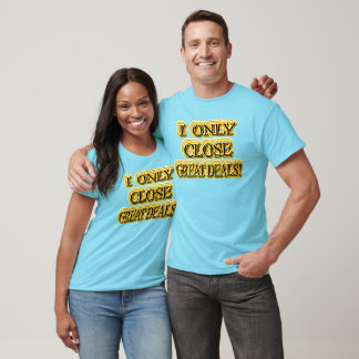 "Underbara erbjudanden" Cute Design. Handla nu T Shirt