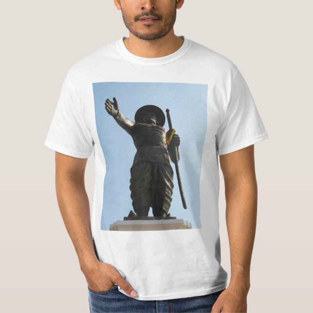 Underbara Kung Anouvong ... Vientiane, Laos T Shirt (Framsida)