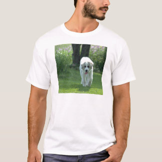 Underbara Pyrenees valp T-shirt