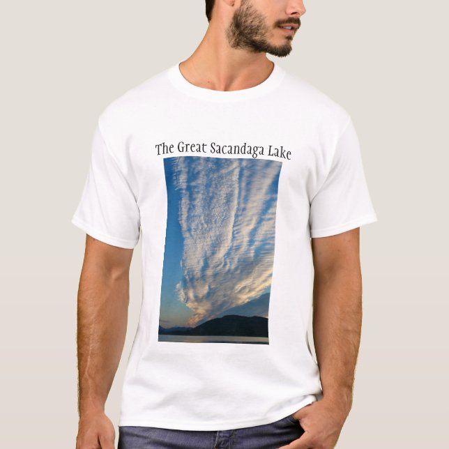 Underbaren Sacandaga Sjö på morgonen T Shirt (Framsida)