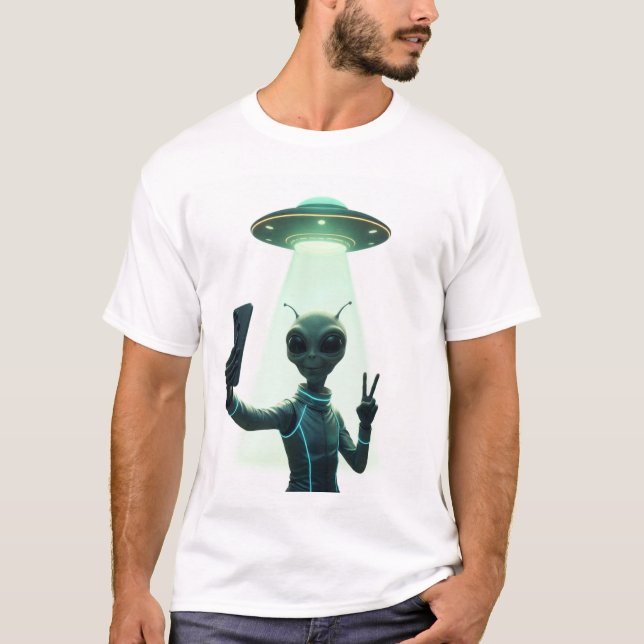 Underbart Alien tar Selfie T-Shirt för manar och k (Framsida)