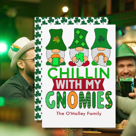 Underbart Chillin med min Gnomies St patricks day  Kort
