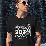 Undergrupp 2024 med namn t shirt<br><div class="desc">Få redo att göra en snyggt påstående med den här "klass 2024" Zazzle t-shirt! Designad för att fira din akademiska resa,  är den här garantin ett måste-ha-garanti för alla trendinställda student och perfekter att visa upp ditt klassmässiga pride för hela din high school eller College äventyr</div>
