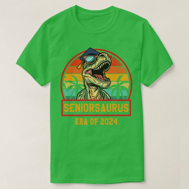 Undergrupp 2024 Senior Gifts Funny Seniorsaurus Se T Shirt (Design framsida)