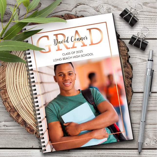 Undergrupp till 2025 års Studenten-högskola Anteckningsbok (Skapare uppladdad)