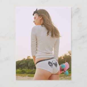 Underkläder av Cute Skater Girl modell Postcard Vykort
