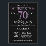 Underlig 70:e födelsedagsinbjudan Svart och Lila Inbjudningar<br><div class="desc">Underlig 70-dagars inbjudan med svart och Lila Glitter-bakgrund. Chalkboard. Vuxen Birthday. Manar eller Women Bday Inbjudan. Vilken ålder som helst. Om du vill göra ytterligare anpassningar klickar du på knappen "Anpassa" och användor verktyg som är utformat för att ändra mallen.</div>