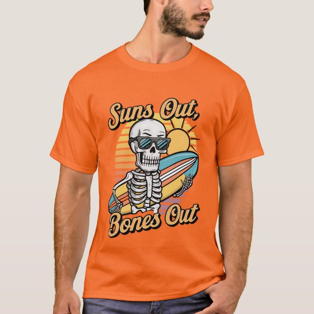 Underligt surfskelett sol t shirt (Framsida)
