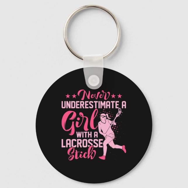 Underskatta aldrig en flicka med en lacrosse Stick Nyckelring (Framsida)