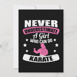 Underskatta aldrig en flicka som kan göra Karate G Inbjudningar