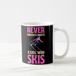 Underskatta aldrig en flicka som skidar kaffemugg