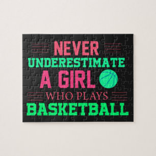 Underskatta aldrig en flicka som spelar basket  pussel