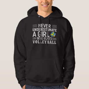 Underskatta aldrig en flicka som spelar volleyball hoodie