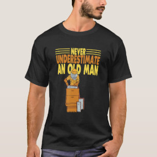 Underskatta aldrig en gammal biodlarapiarist t shirt