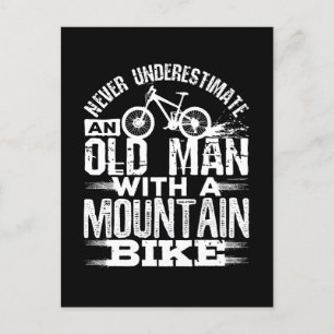 Underskatta aldrig en gammal man med bergsbike vykort