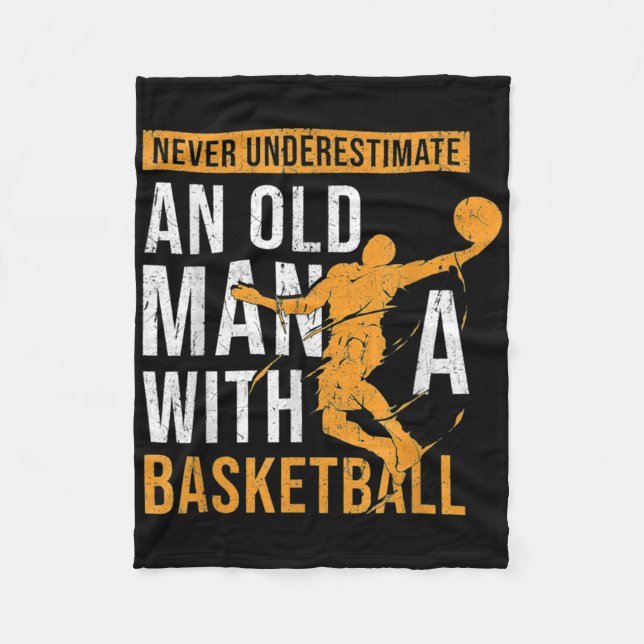 Underskatta aldrig en gammal man med en basketboll fleecefilt (Framsidan)