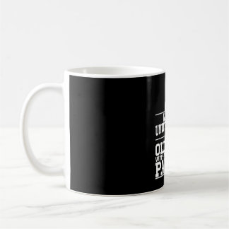 Underskatta aldrig en gammal man med en pikboll kaffemugg