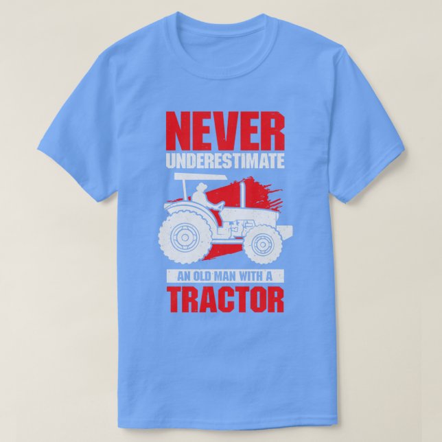Underskatta aldrig en gammal man med en traktor t shirt (Design framsida)