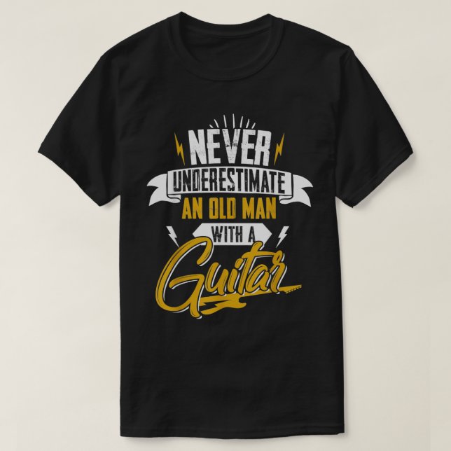 Underskatta aldrig en gammal man med gitarr 9 t shirt (Design framsida)