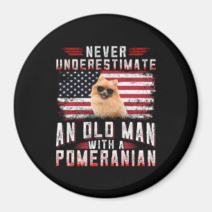 Underskatta aldrig en gammal man med Pommern Magnet