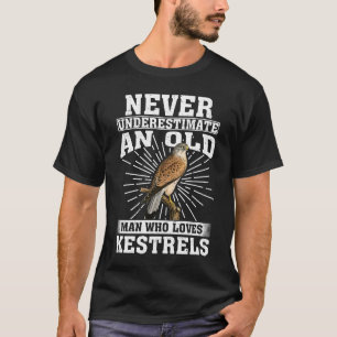 Underskatta aldrig en gammal man som Kärlek Kestre T Shirt