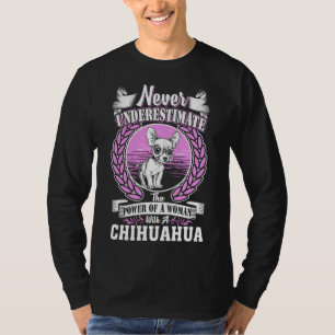 Underskatta aldrig en kvinnas makt med en kvinnlig t shirt
