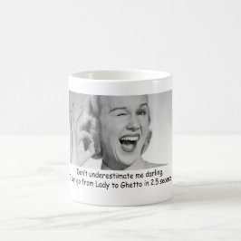 UNDERSKATTA INTE MIG DEN BEDÅRANDE KAFFEKONTORS KAFFEMUGG
