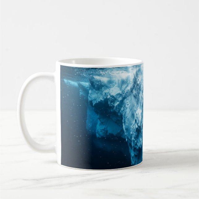 Undervattenisberg och en puckelval kaffemugg (Vänster)