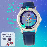 Undervisning av rymdastronaut raketbarn i tid armbandsur<br><div class="desc">Underblåsa ditt barns nyfikenhet och passion för rymden medan du lär dem att berätta tid med Astronaut Kids Learning Watch! Med en lekfull astronaut som kör en raket, omgiven av planeter, stjärnor och en kosmisk bakgrund, är den här designen perfekt för unga rymdentusiaster. På bevakningen finns minutmarkörer (linjer för varje...</div>
